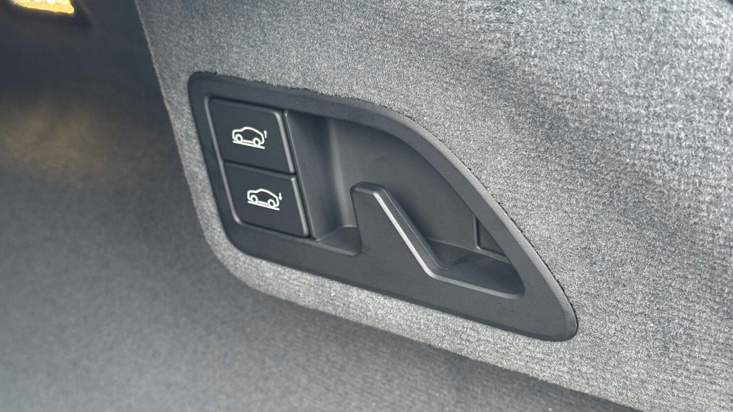 Used Lotus Eletre 2025 for sale - 78209048: Photo 34