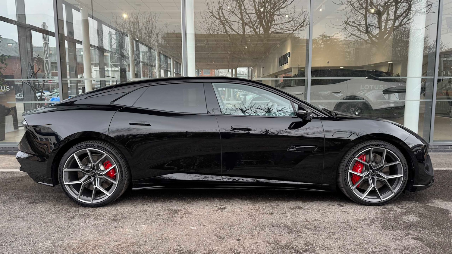 Used Lotus Emeya 2025 for sale - 77842325: Photo 2