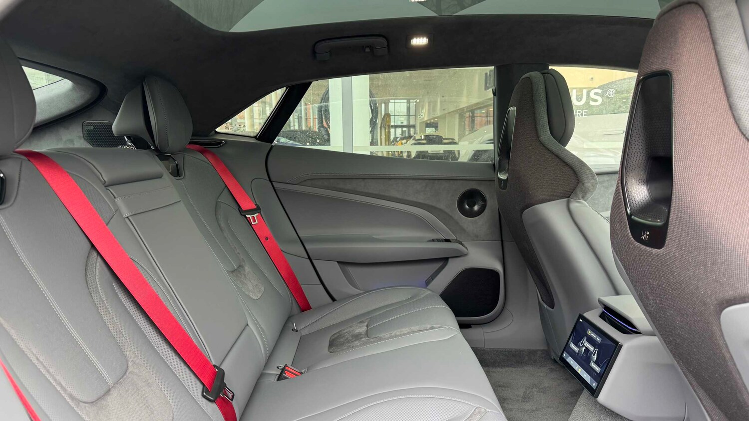 Used Lotus Emeya 2025 for sale - 77842325: Photo 25