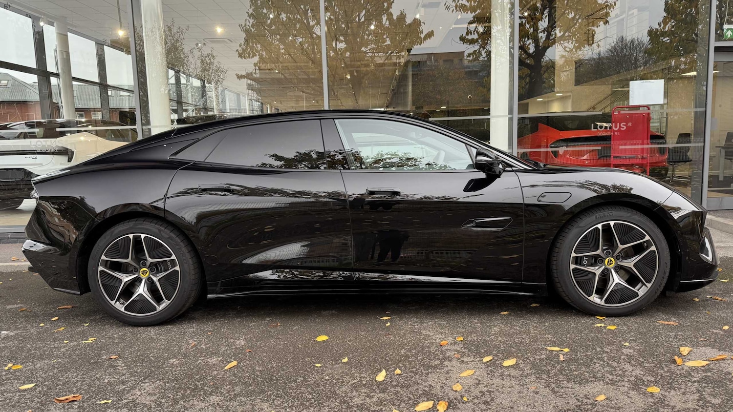 Used Lotus Emeya 2025 for sale - 76460456: Photo 2