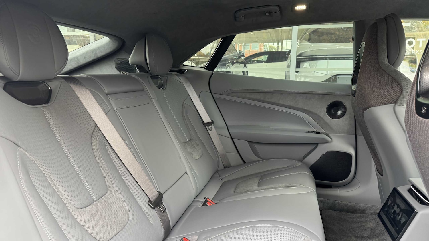 Used Lotus Emeya 2025 for sale - 76460456: Photo 21