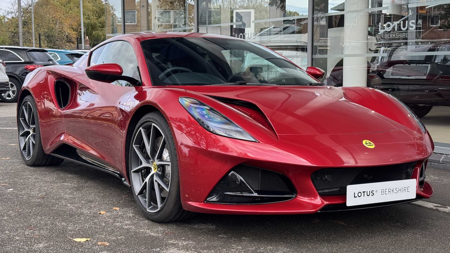 Used Lotus Emira 2025 for sale - 76362658: Photo 1