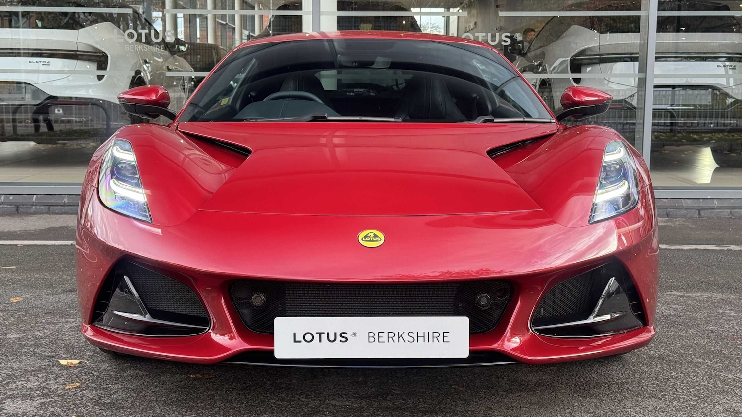 Used Lotus Emira 2025 for sale - 76362658: Photo 2