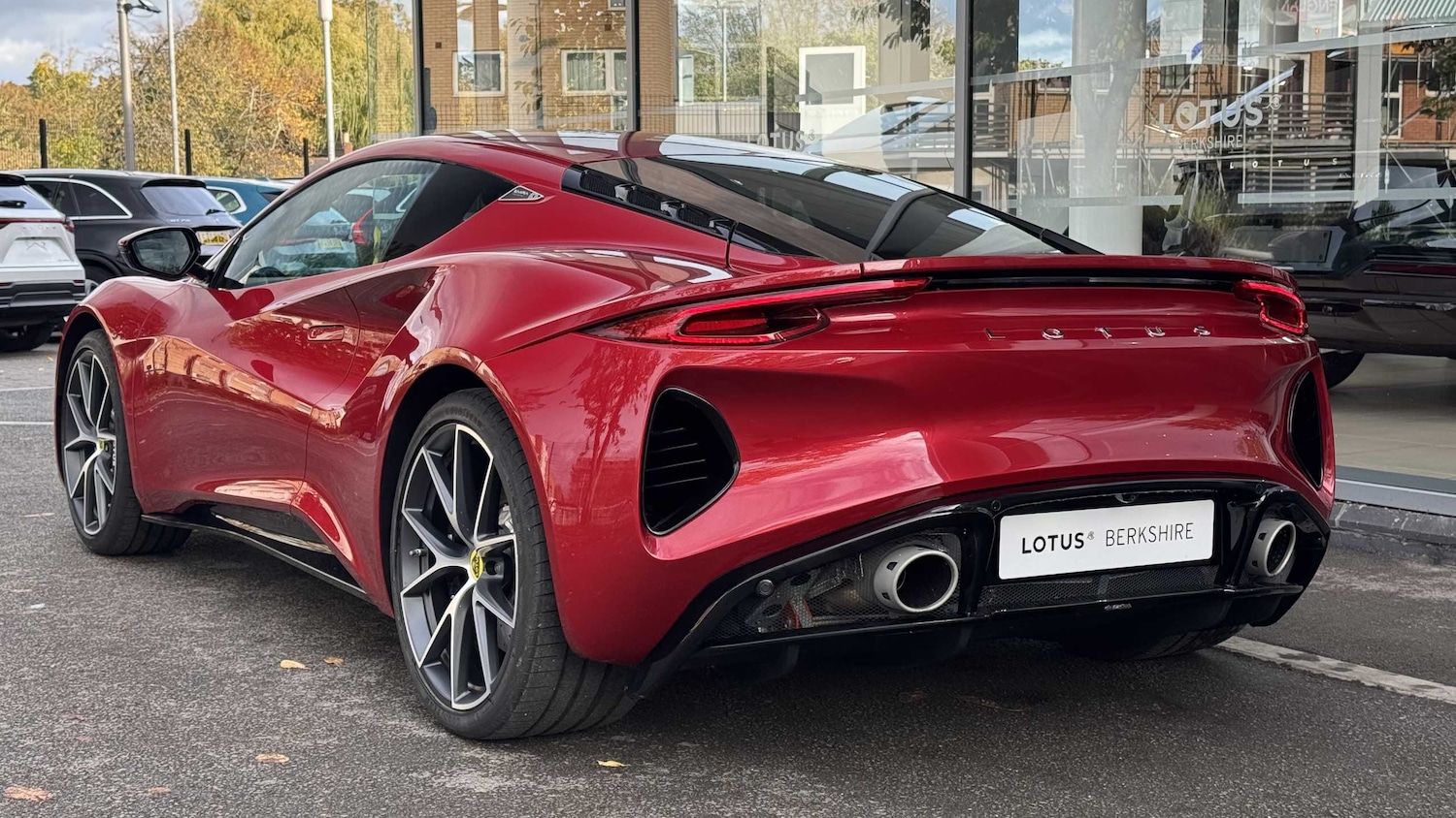 Used Lotus Emira 2025 for sale - 76362658: Photo 4