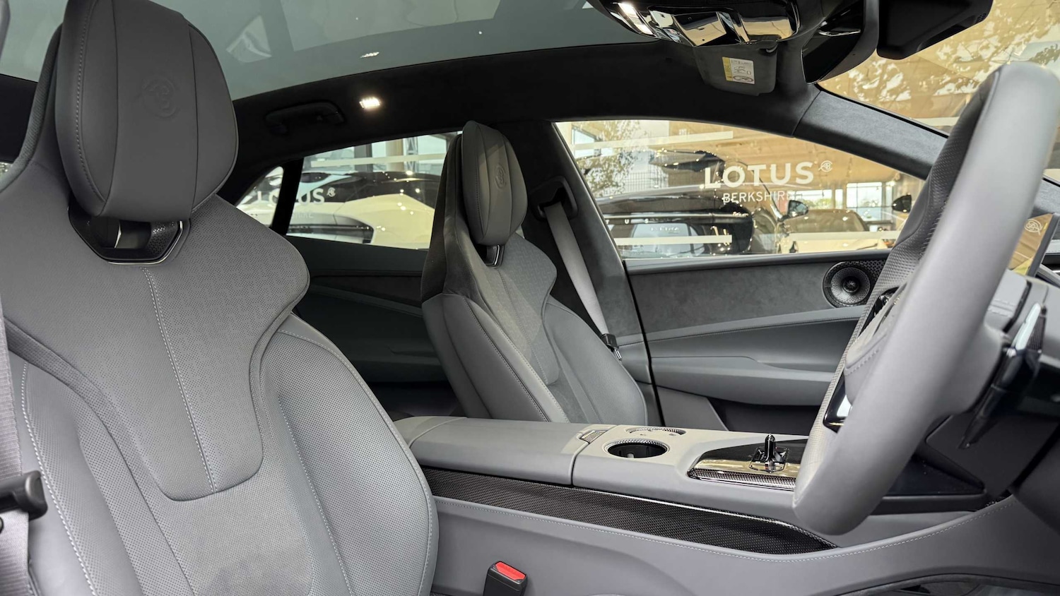 Used Lotus Emeya 2024 for sale - 76421241: Photo 12