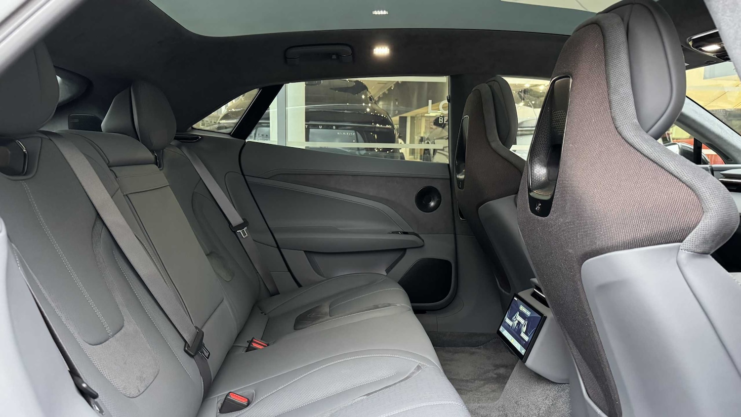 Used Lotus Emeya 2024 for sale - 76421241: Photo 21