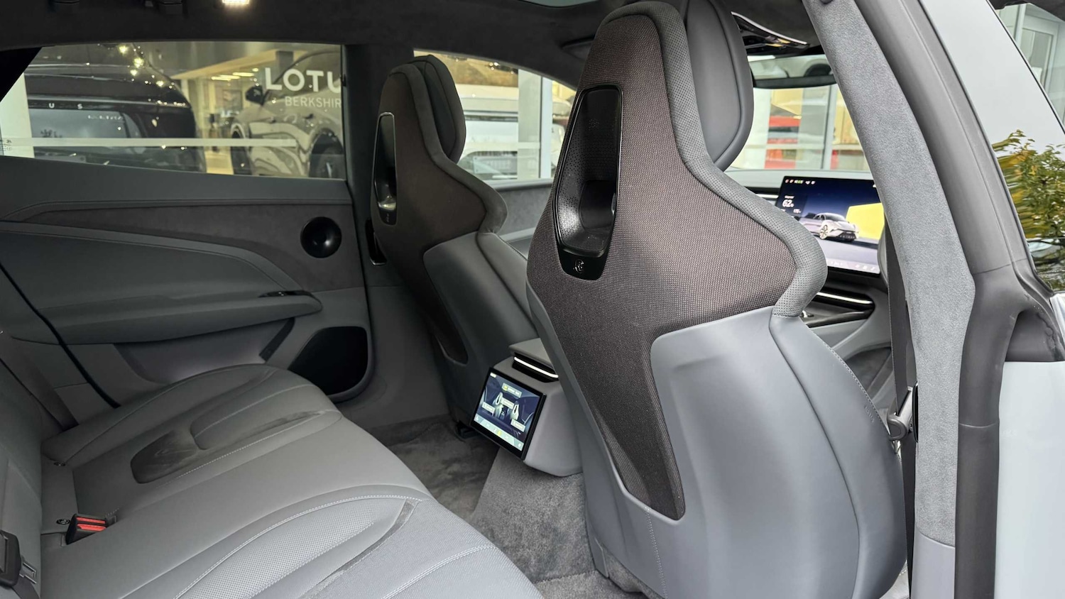 Used Lotus Emeya 2024 for sale - 76421241: Photo 22