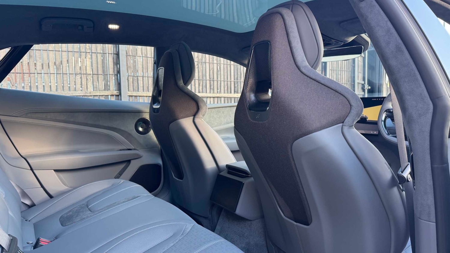 Used Lotus Emeya 2025 for sale - 77112359: Photo 16