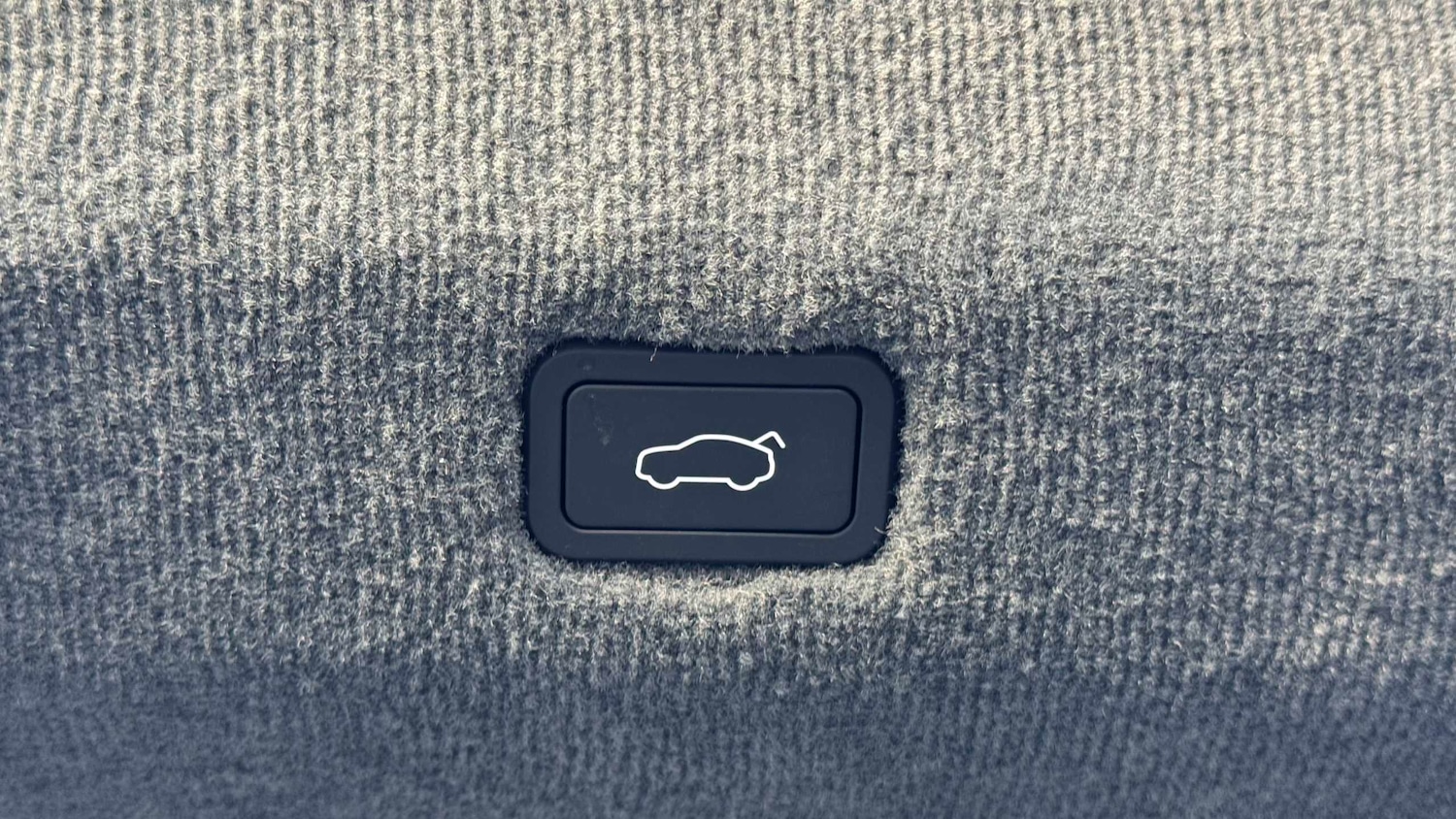 Used Lotus Emeya 2025 for sale - 77112359: Photo 22