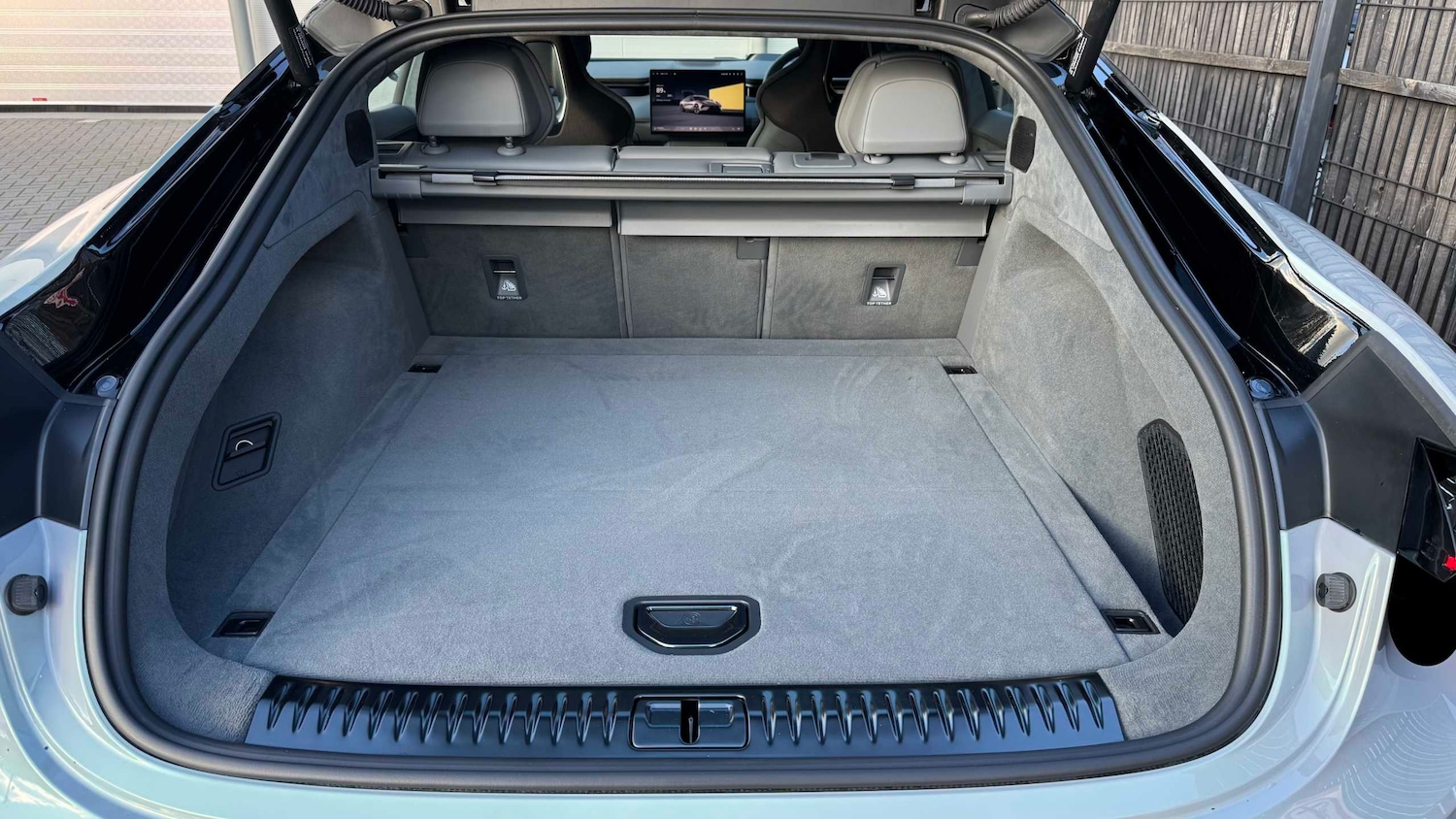 Used Lotus Emeya 2025 for sale - 77112359: Photo 23