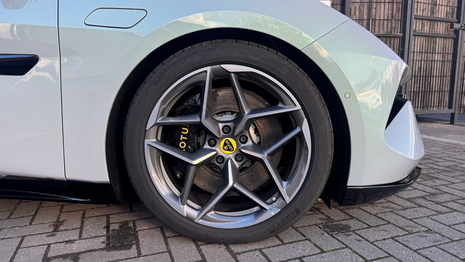 Used Lotus Emeya 2025 for sale - 77112359: Photo 5