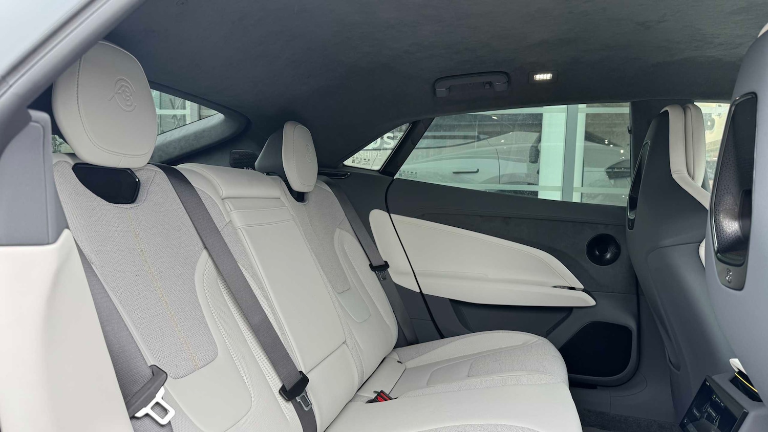 Used Lotus Emeya 2025 for sale - 77333963: Photo 25