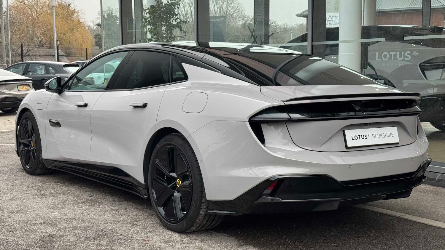 Used Lotus Emeya 2025 for sale - 77333963: Photo 4