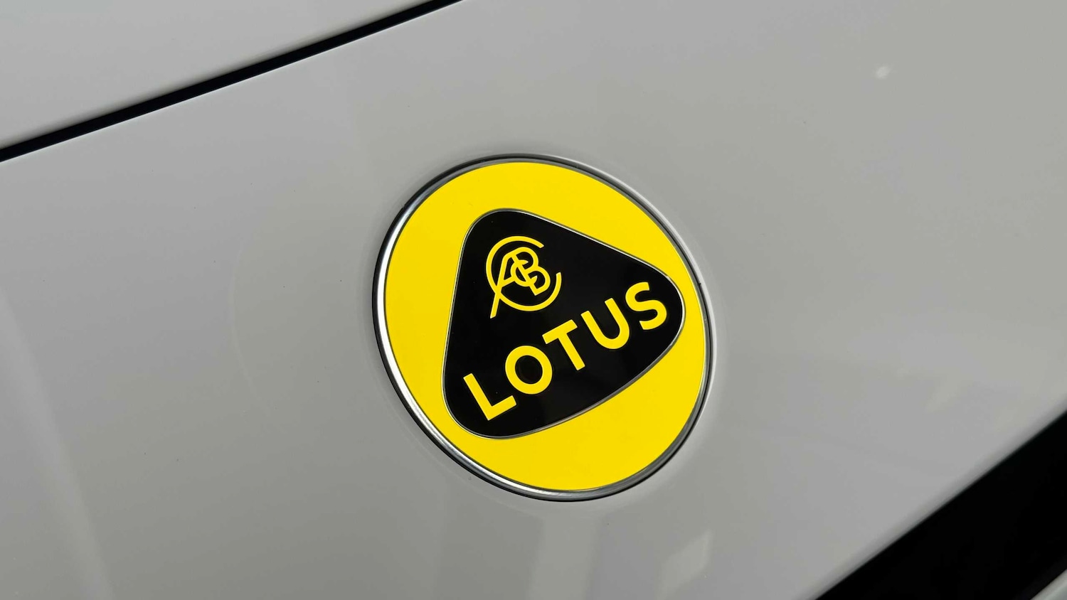 Used Lotus Emeya 2025 for sale - 77333963: Photo 9
