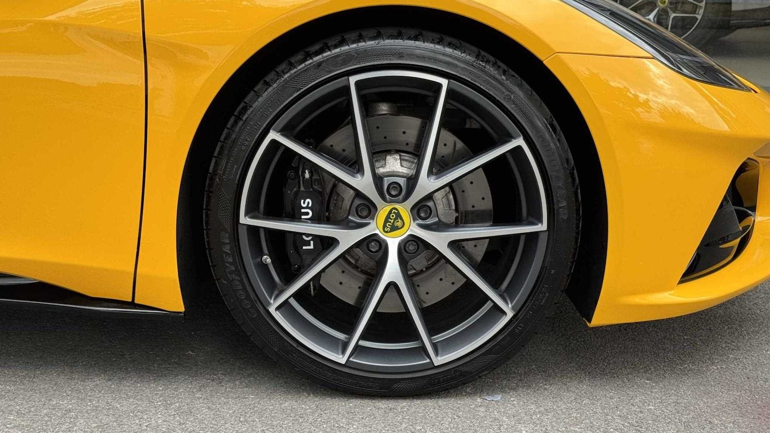 Used Lotus Emira 2023 for sale - 76362538: Photo 6