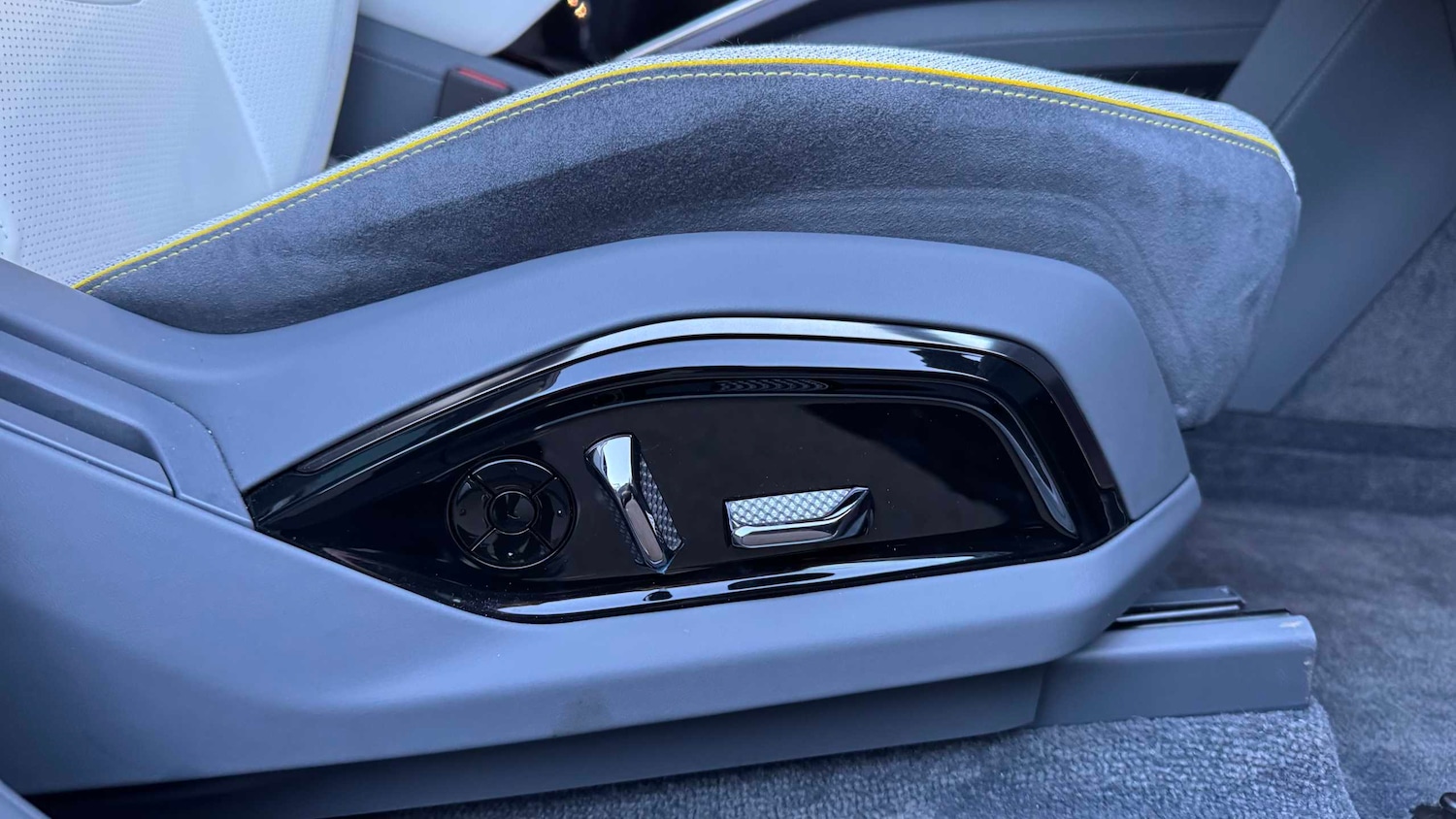 Used Lotus Eletre 2025 for sale - 76789364: Photo 17