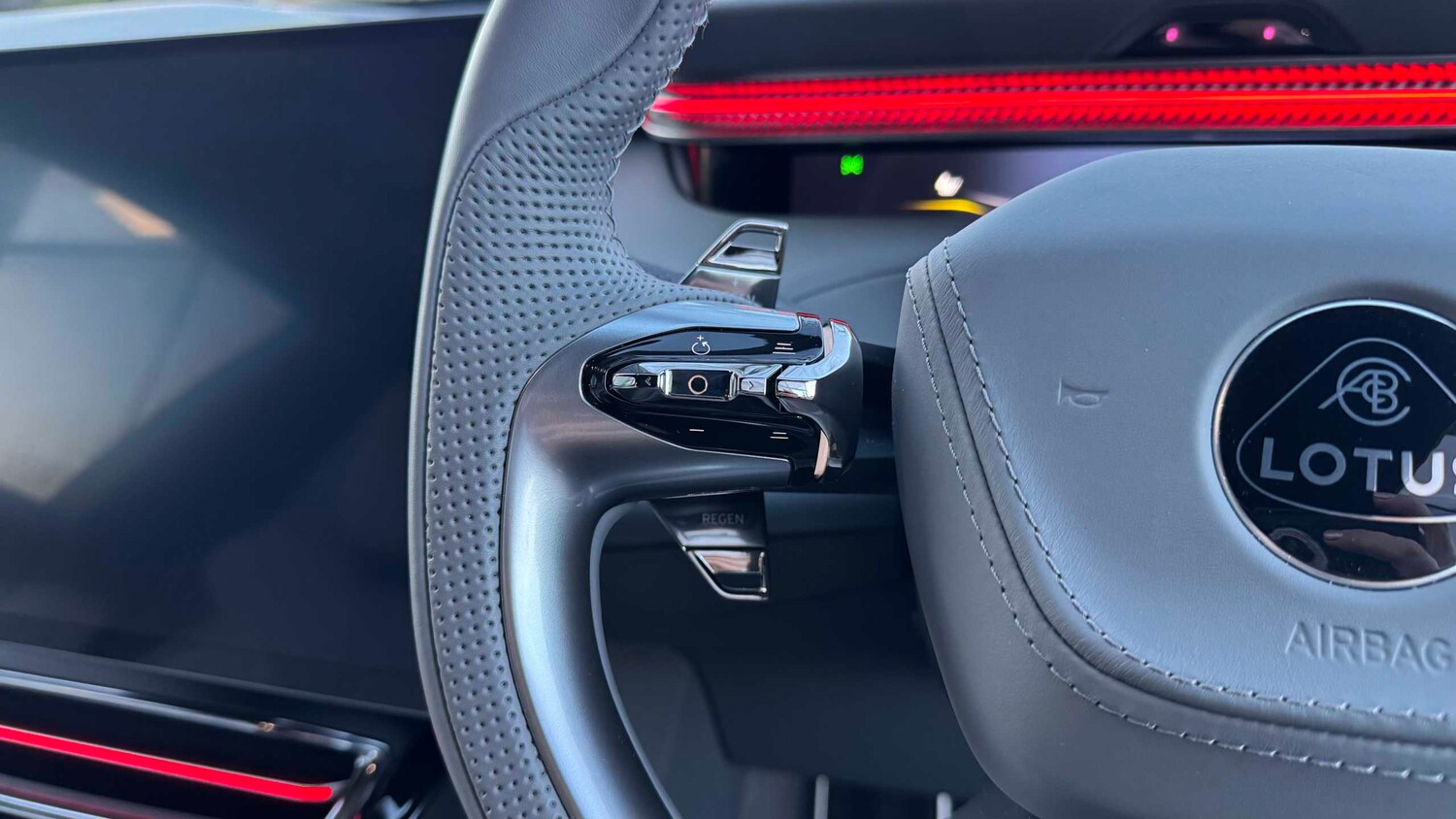 Used Lotus Eletre 2025 for sale - 76789364: Photo 29