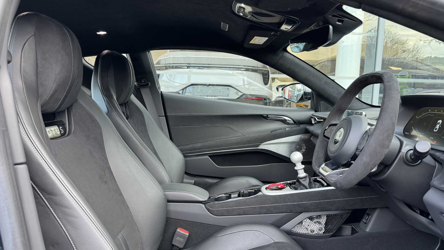 Used Lotus Emira 2025 for sale - 76648947: Photo 10