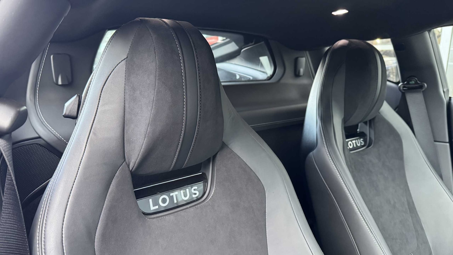 Used Lotus Emira 2025 for sale - 76648947: Photo 13