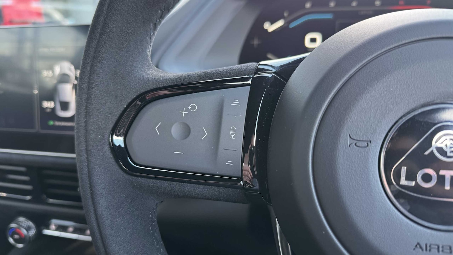 Used Lotus Emira 2025 for sale - 76648947: Photo 22