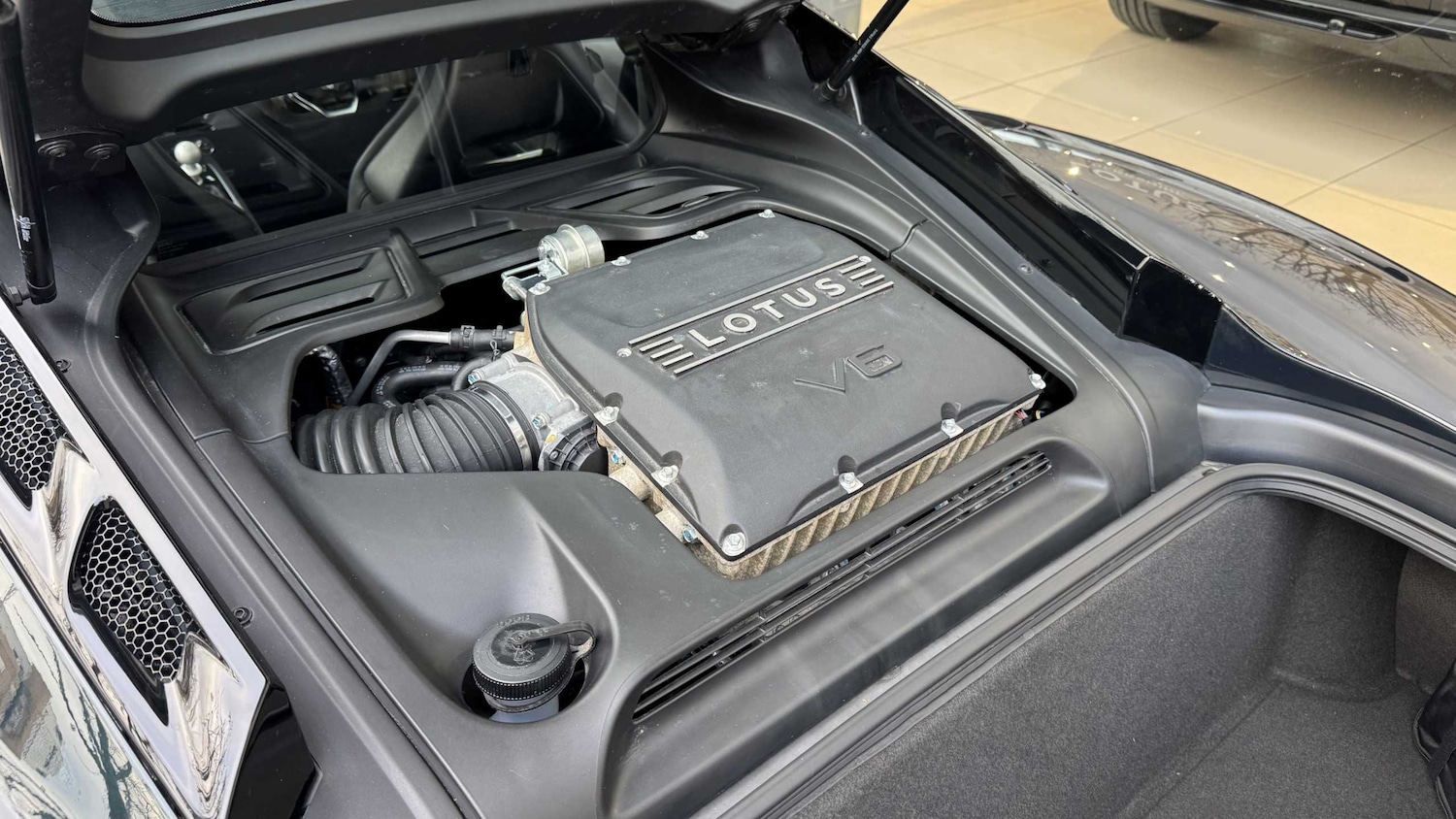 Used Lotus Emira 2025 for sale - 76648947: Photo 30