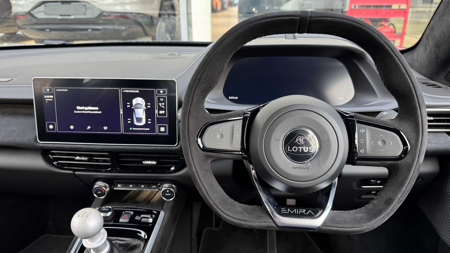 Used Lotus Emira 2025 for sale - 76648947: Photo 9