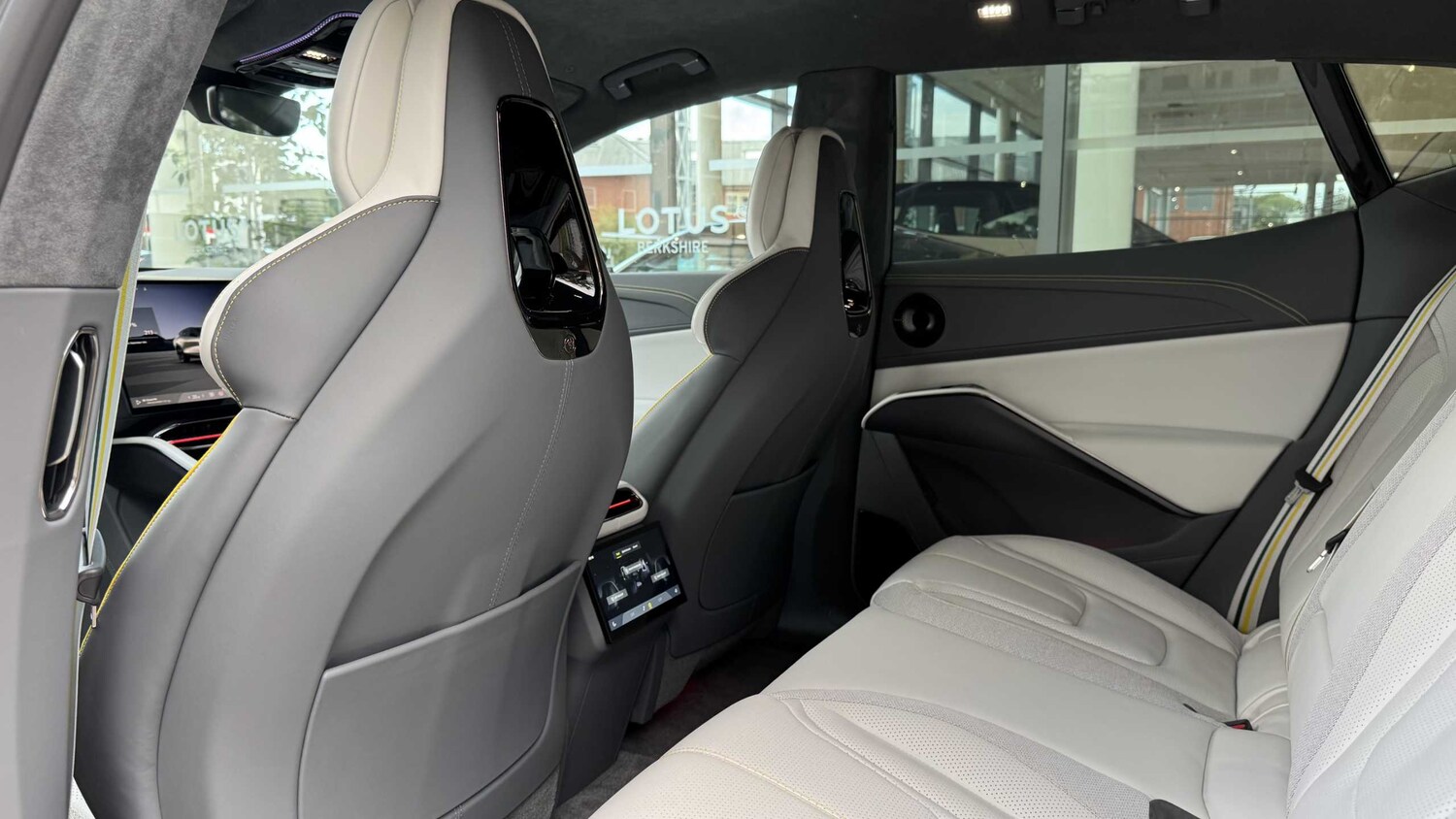 Used Lotus Eletre 2025 for sale - 76016060: Photo 29