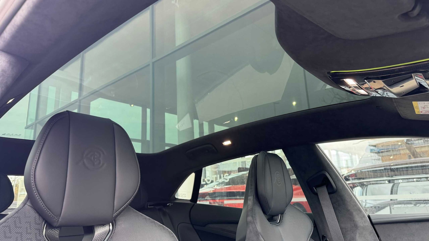 Used Lotus Emeya 2025 for sale - 76842884: Photo 23