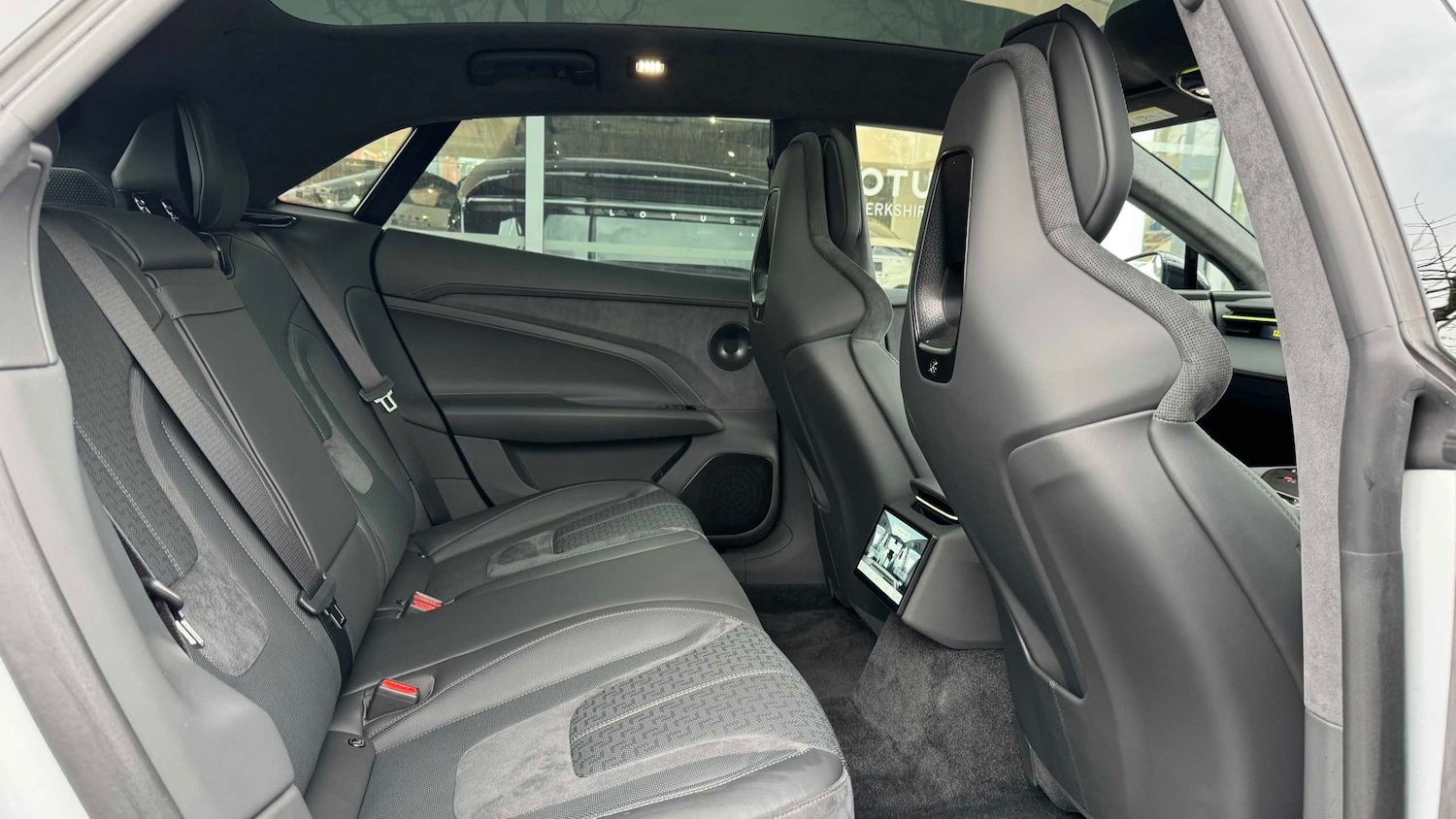 Used Lotus Emeya 2025 for sale - 76842884: Photo 29