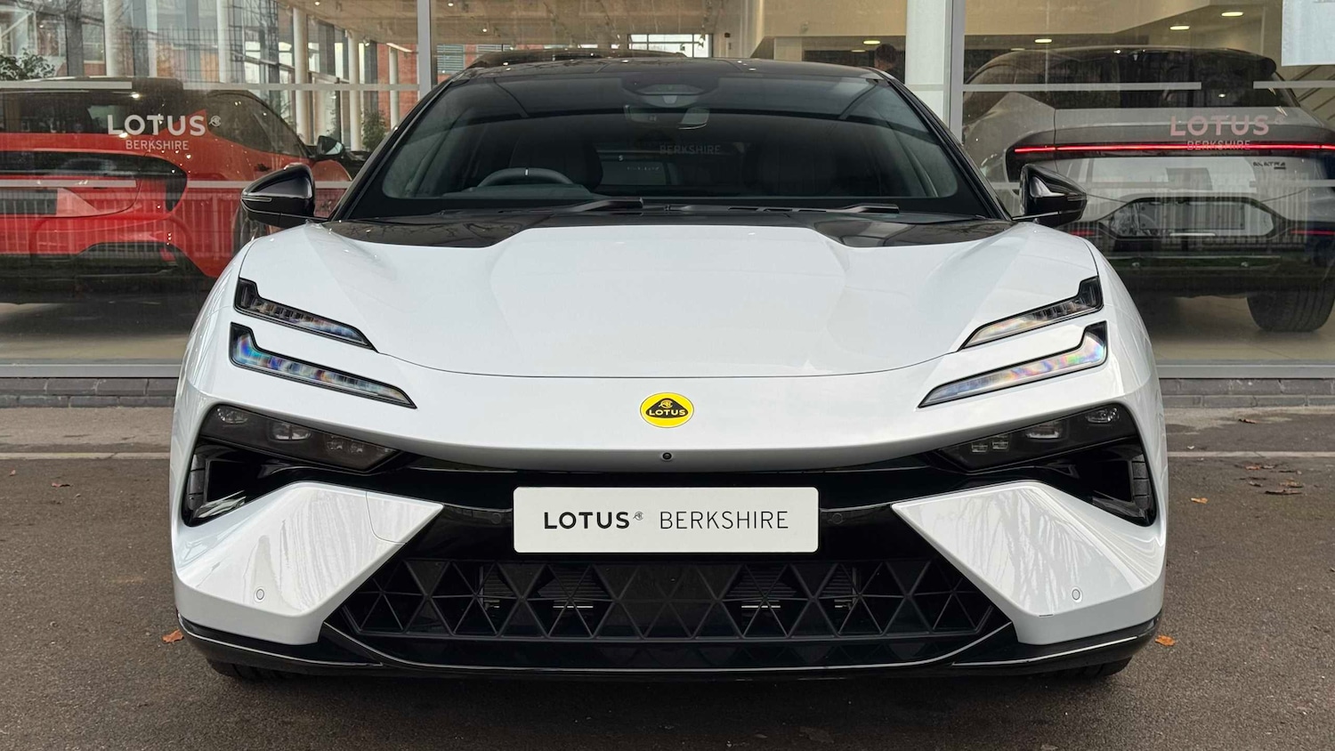 Used Lotus Emeya 2025 for sale - 76842884: Photo 3