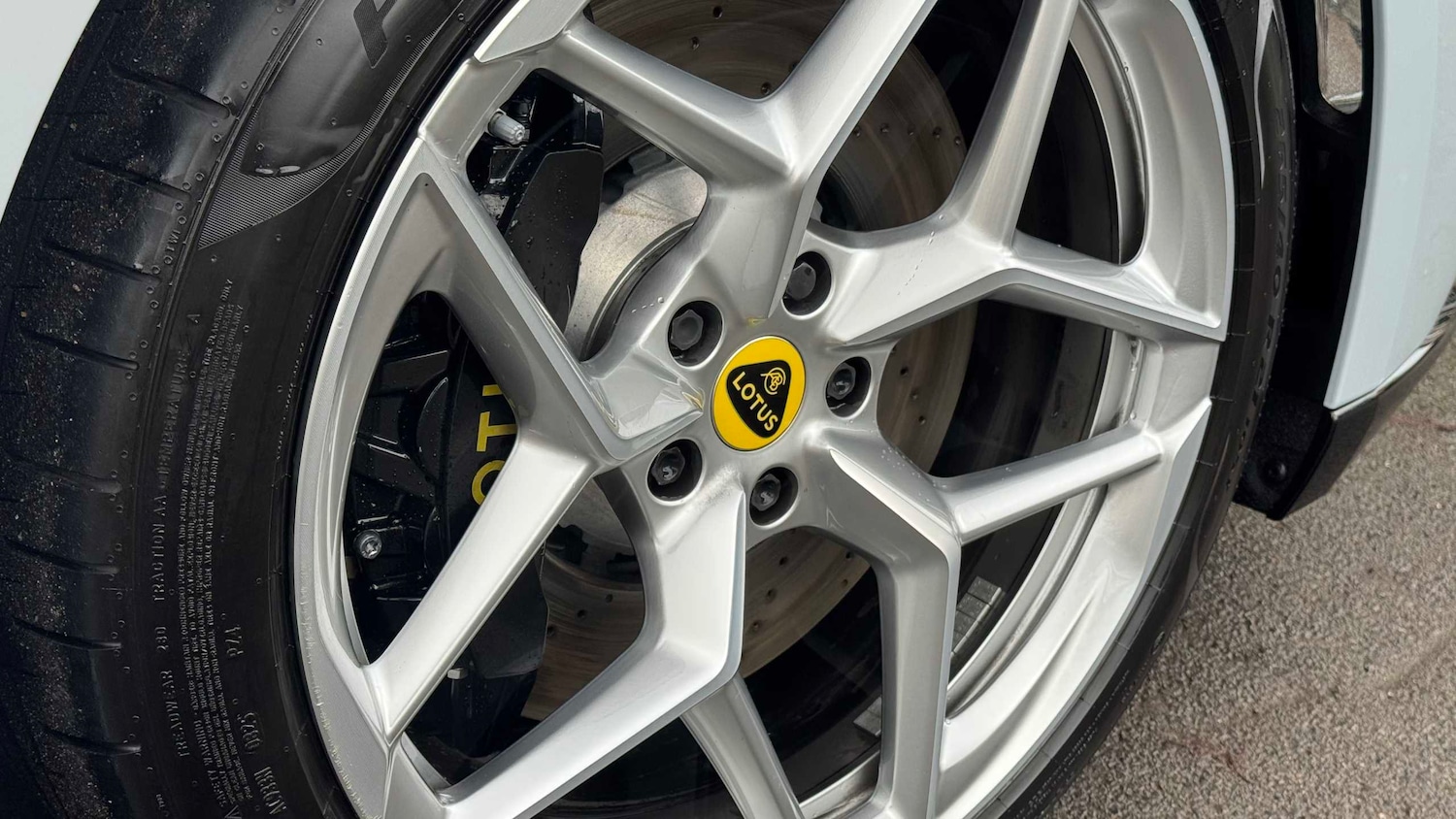 Used Lotus Emeya 2025 for sale - 76842884: Photo 6