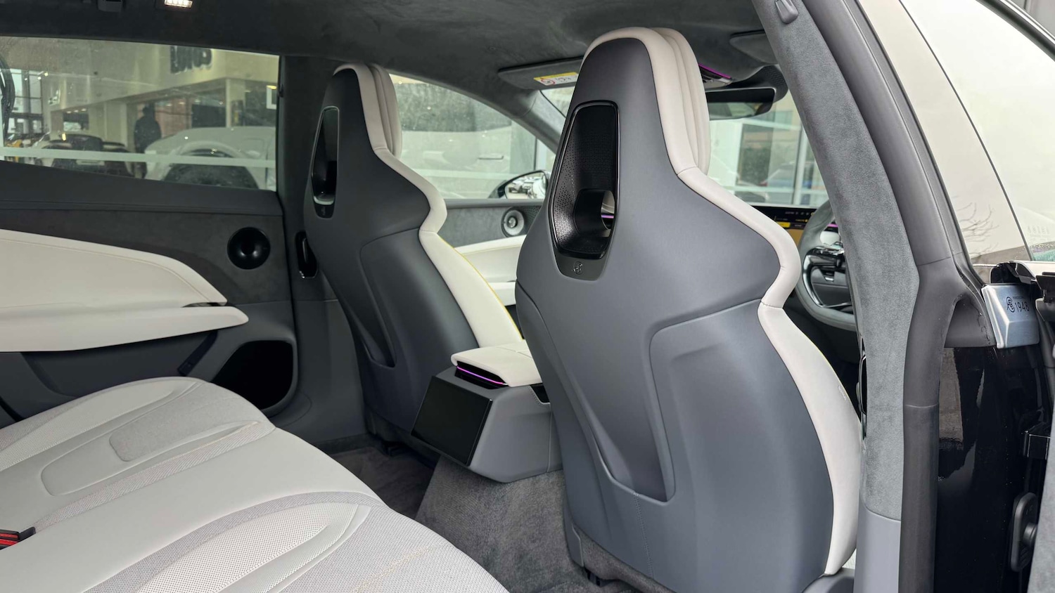 Used Lotus Emeya 2025 for sale - 77333791: Photo 28