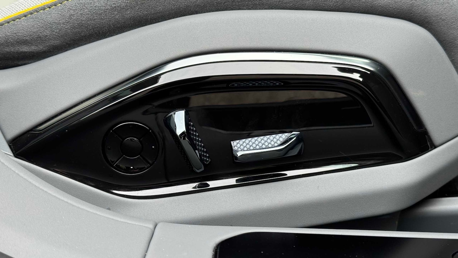 Used Lotus Emeya 2025 for sale - 77333791: Photo 29