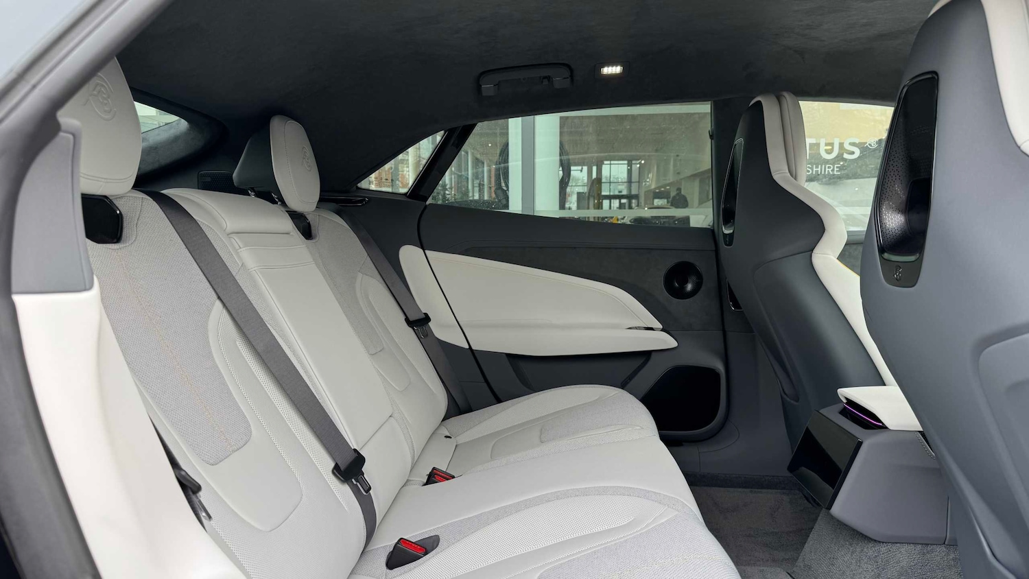 Used Lotus Emeya 2025 for sale - 77333791: Photo 33