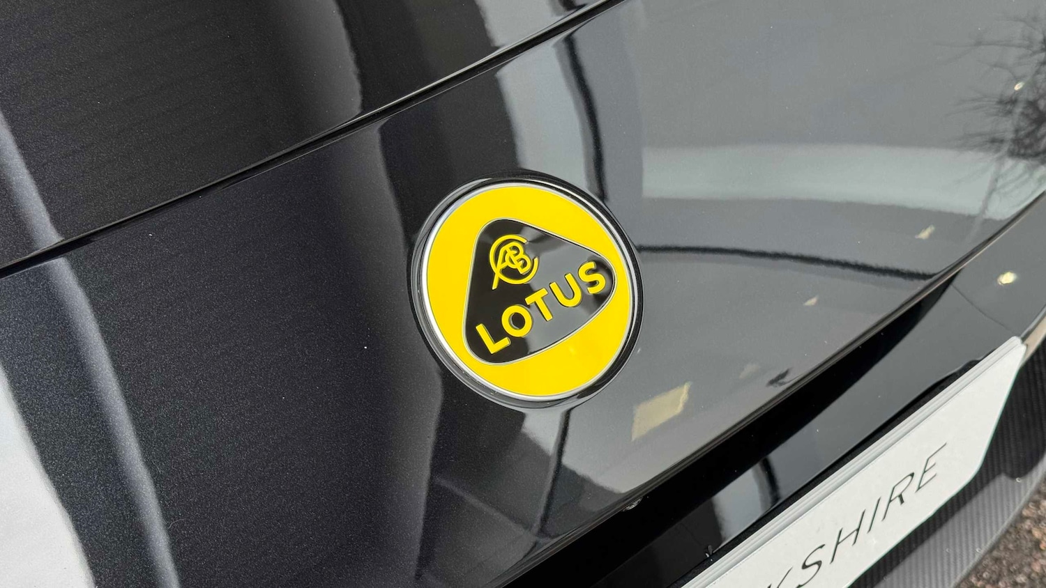 Used Lotus Emeya 2025 for sale - 77333791: Photo 8