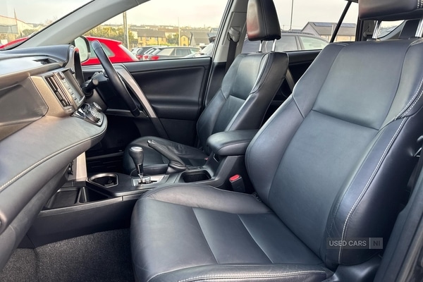 Used Toyota RAV4 2016 for sale - 77982871: Photo 10