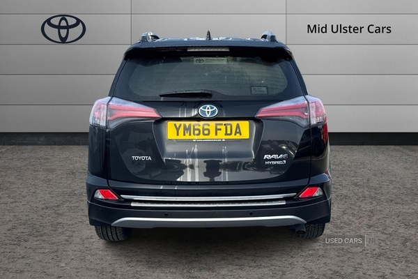 Used Toyota RAV4 2016 for sale - 77982871: Photo 18