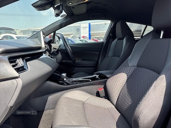 Used Toyota C-HR 2023 for sale - 79034704: Photo