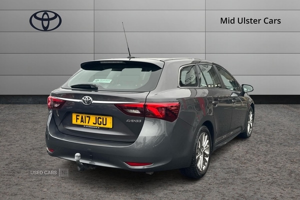 Used Toyota Avensis 2017 for sale - 76840279: Photo 2