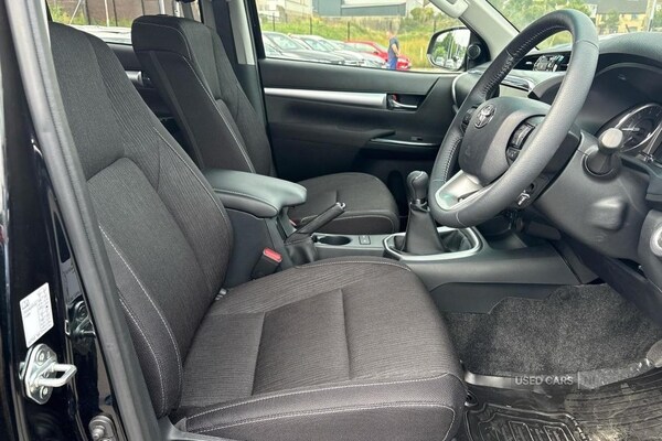 Used Toyota Hilux 2025 for sale - 75533473: Photo 6