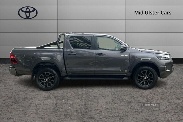 Used Toyota Hilux 2025 for sale - 75533470: Photo 4
