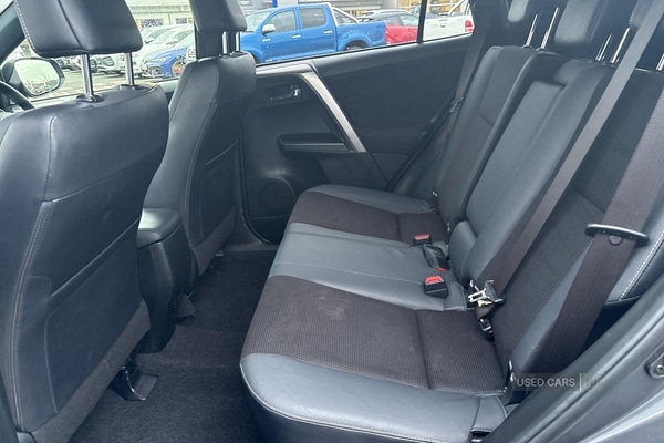 Used Toyota RAV4 2017 for sale - 77469521: Photo 10