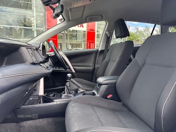 Used Toyota RAV4 2016 for sale - 79117224: Photo