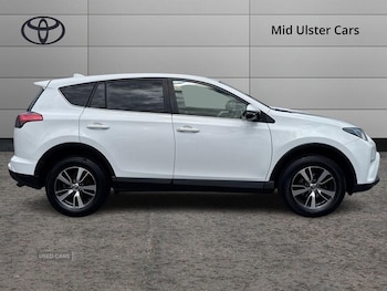 Used Toyota RAV4 2016 for sale - 79117224: Photo