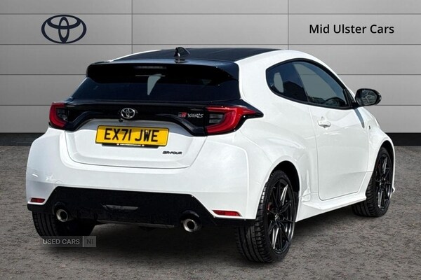 Used Toyota Yaris 2021 for sale - 75533315: Photo 2