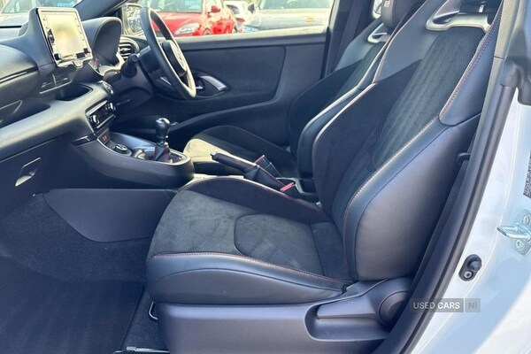 Used Toyota Yaris 2021 for sale - 75533315: Photo 8