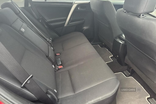 Used Toyota RAV4 2018 for sale - 76350238: Photo 12