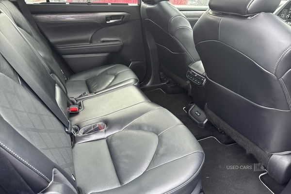 Used Toyota Highlander 2022 for sale - 77280302: Photo 12