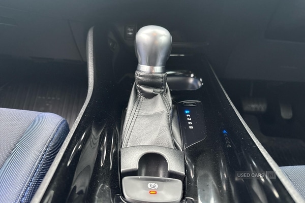 Used Toyota C-HR 2018 for sale - 76667663: Photo 12