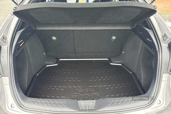 Used Toyota C-HR 2018 for sale - 76667663: Photo 14